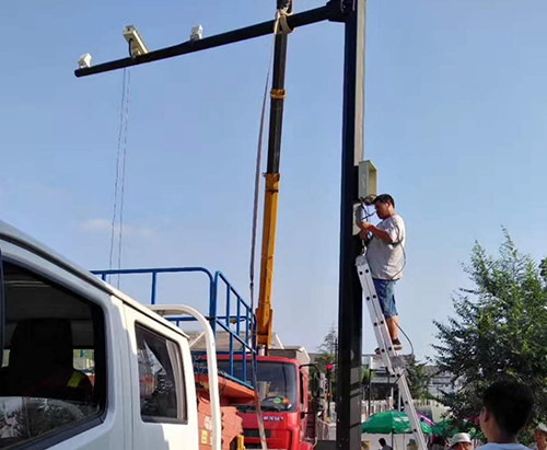 安装道路监控杆的时候需要注意什么 安装道路监控杆的时候需要注意什么